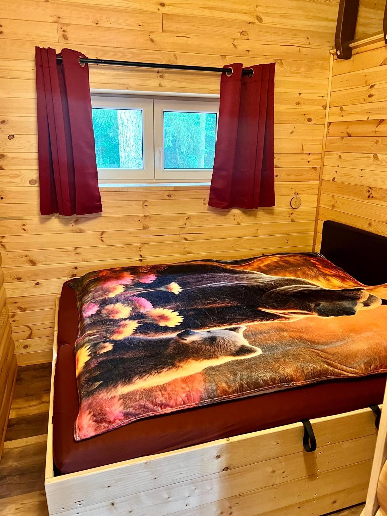 Holzhaus Baerenhoehle Am Wald Und See Neuruppin Bagian luar foto